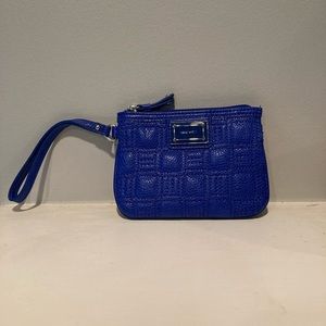 Nine West small wristlet